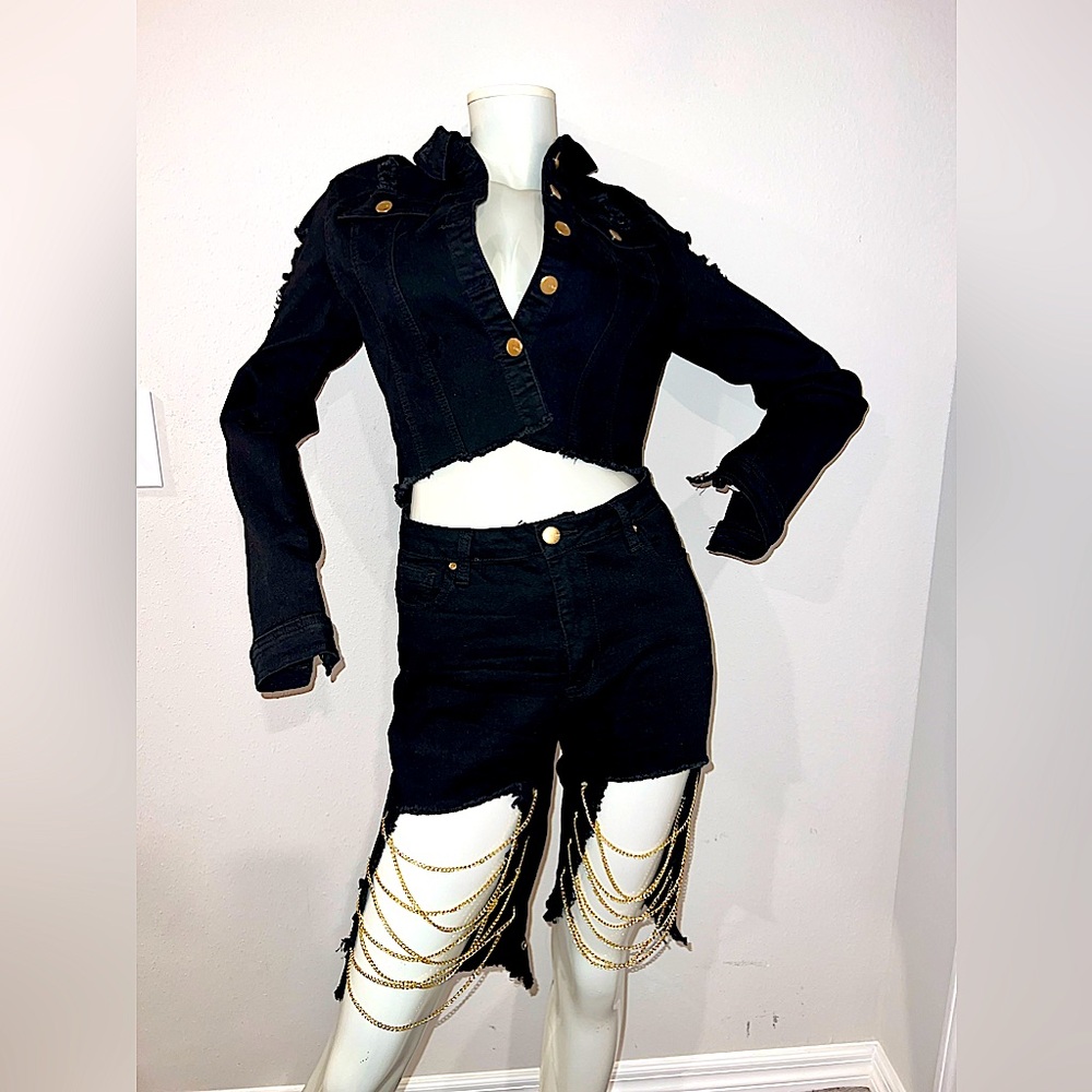 Black 2 Piece Set w/Gold Chains